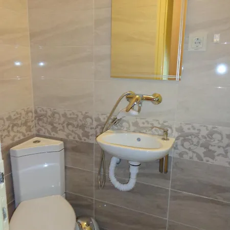 For 2 Apartament Warna